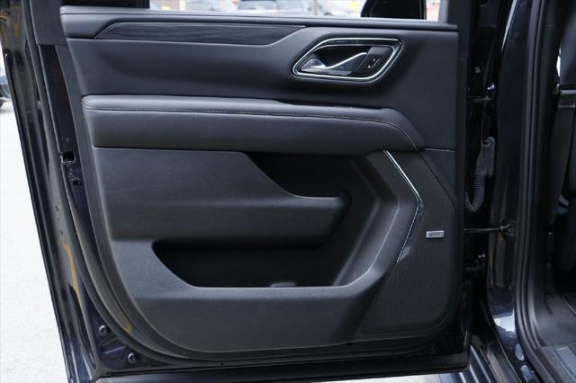 2023 GMC Yukon XL 4WD SLT