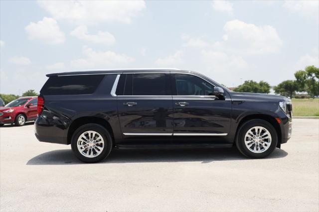 2023 GMC Yukon XL 4WD SLT