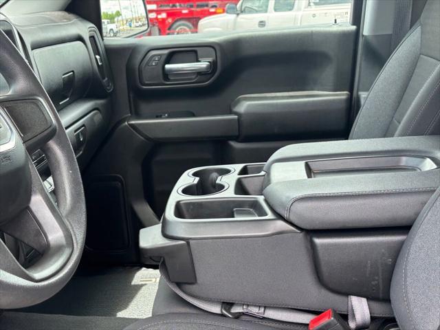 2024 GMC Sierra 1500 2WD Crew Cab Short Box Pro