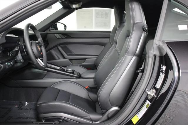2026 Porsche 911 Carrera 4 GTS Cabriolet