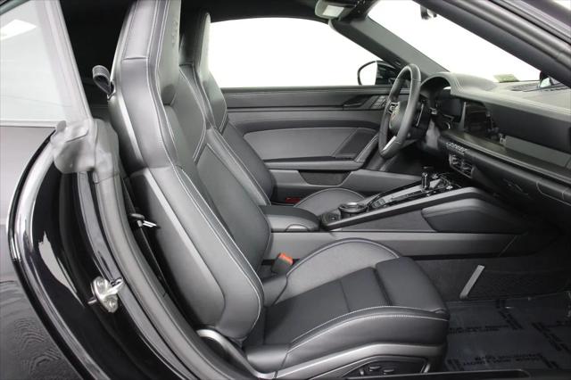 2026 Porsche 911 Carrera 4 GTS Cabriolet