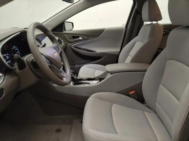 2021 Chevrolet Malibu FWD 1FL