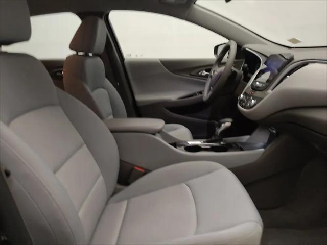 2021 Chevrolet Malibu FWD 1FL