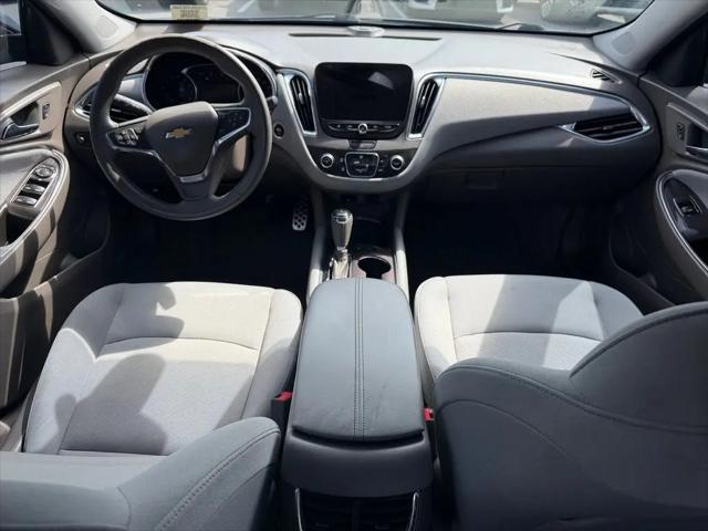 2017 Chevrolet Malibu 1LT