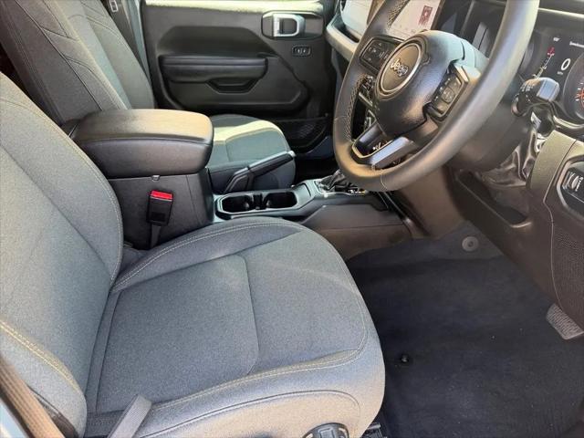 2024 Jeep Wrangler 4-Door Sport RHD 4x4