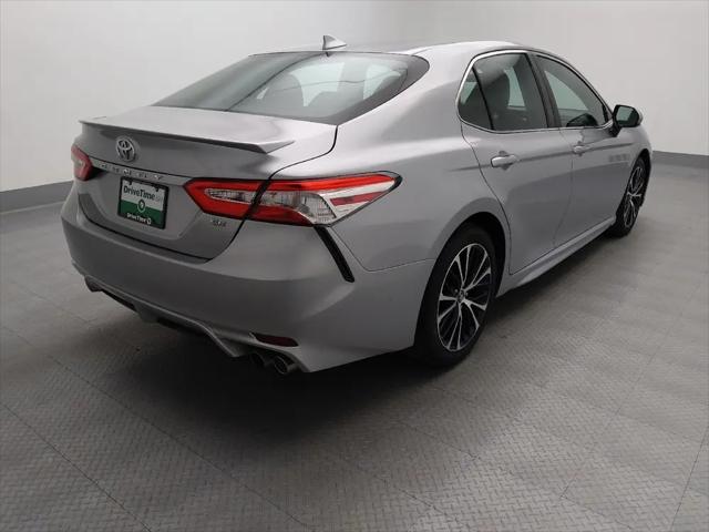 2020 Toyota Camry SE