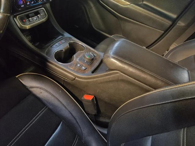 2020 GMC Acadia AWD Denali