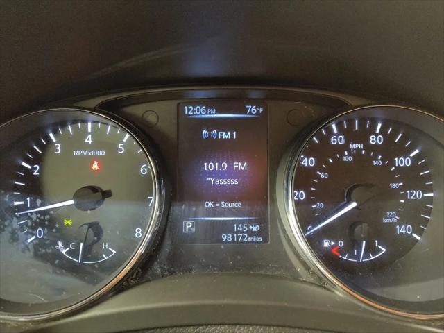 2017 Nissan Rogue SV