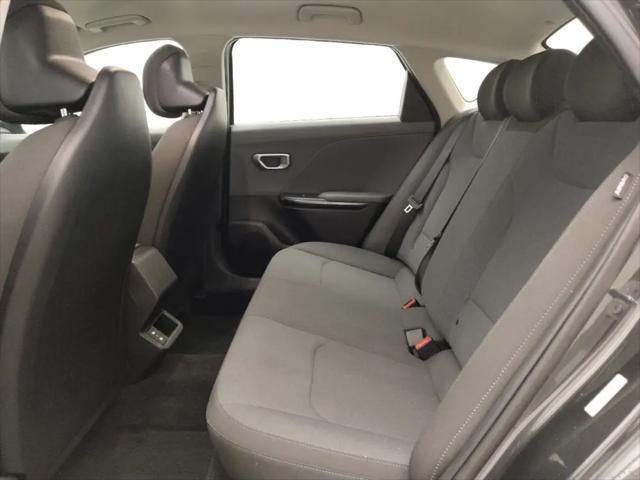 2025 Kia K4 LX