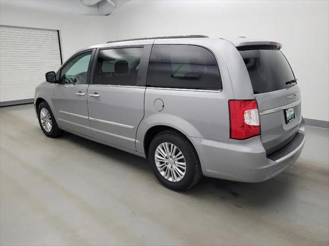 2015 Chrysler Town & Country Touring-L