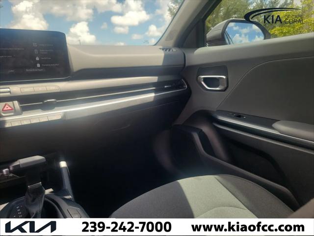 2025 Kia K4 LXS