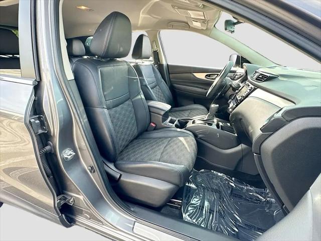 2020 Nissan Rogue Sport SV FWD Xtronic CVT