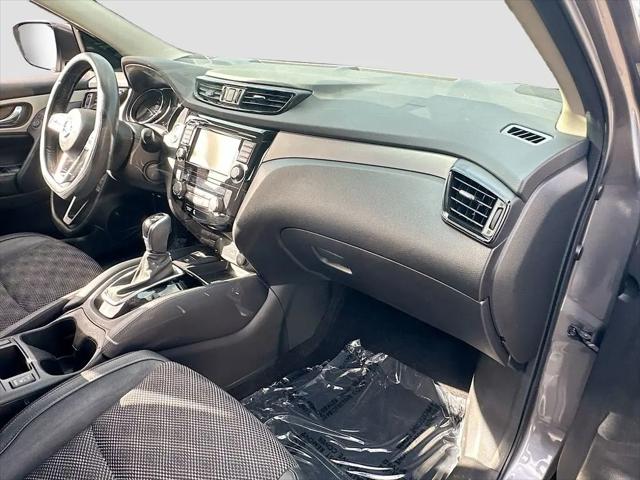 2020 Nissan Rogue Sport SV FWD Xtronic CVT