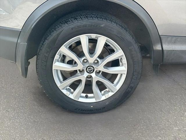 2020 Nissan Rogue Sport SV FWD Xtronic CVT