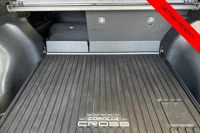2025 Toyota Corolla Cross XLE