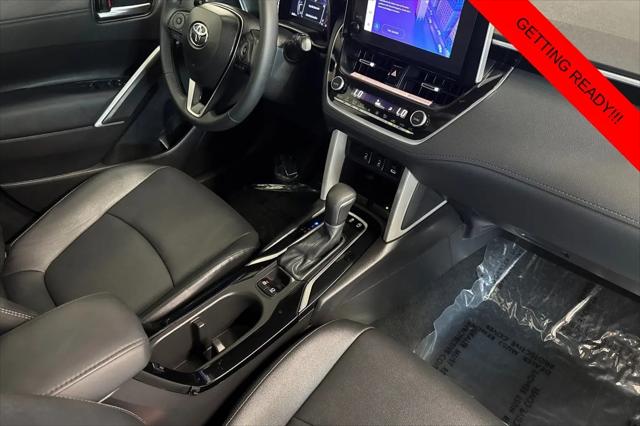 2025 Toyota Corolla Cross XLE