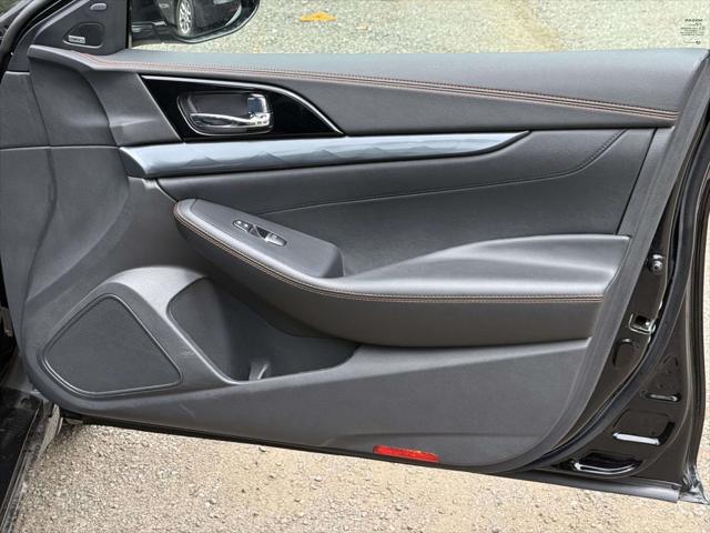 2021 Nissan Maxima SR Xtronic CVT