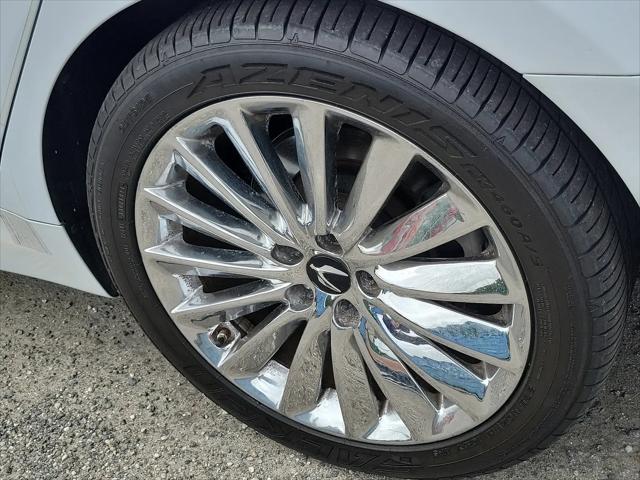 2014 Hyundai Equus Signature
