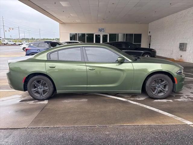 2020 Dodge Charger SXT RWD