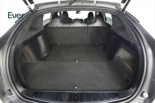 2023 Tesla Model X Standard Range