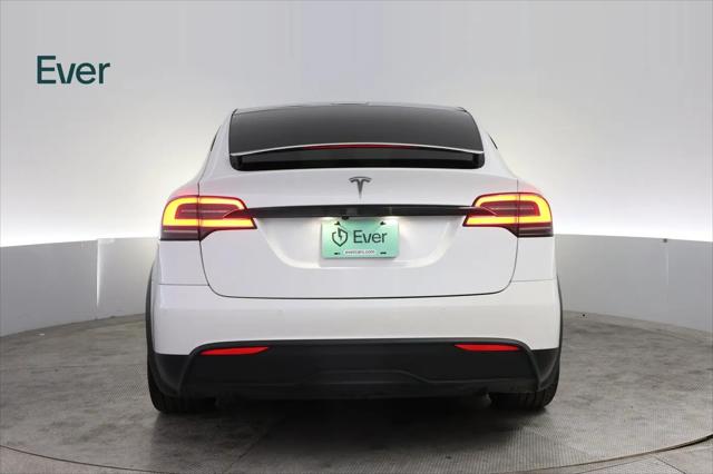 2023 Tesla Model X Standard Range