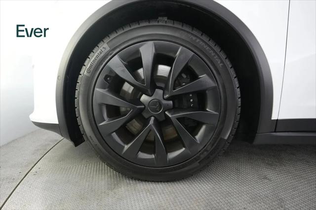 2023 Tesla Model X Standard Range