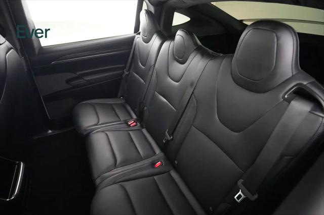 2023 Tesla Model X Standard Range