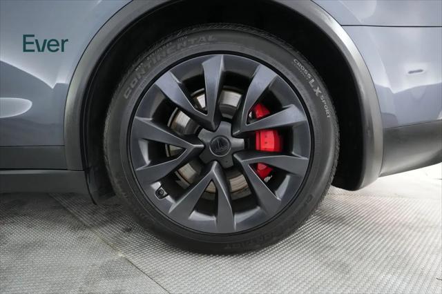 2023 Tesla Model X Plaid Tri Motor All-Wheel Drive