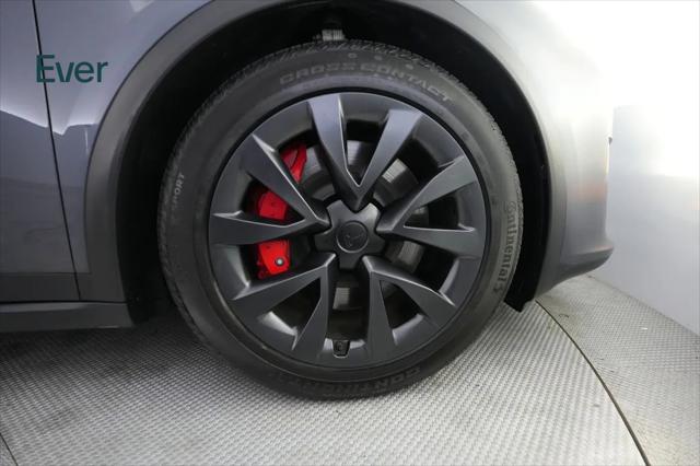 2023 Tesla Model X Plaid Tri Motor All-Wheel Drive