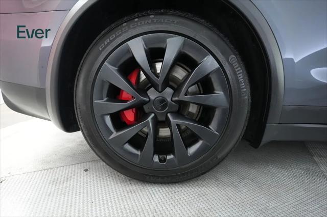 2023 Tesla Model X Plaid Tri Motor All-Wheel Drive