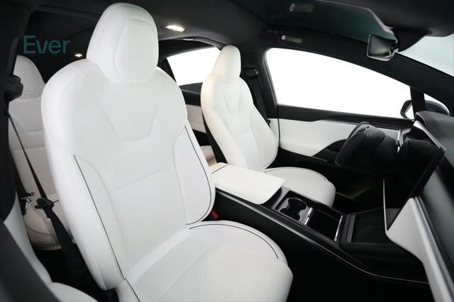 2023 Tesla Model X Plaid Tri Motor All-Wheel Drive