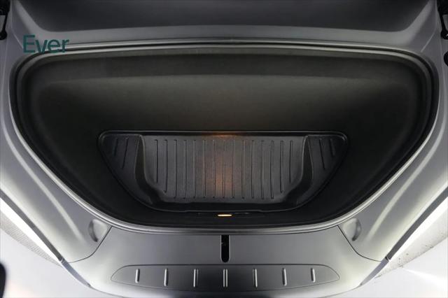 2023 Tesla Model X Plaid Tri Motor All-Wheel Drive