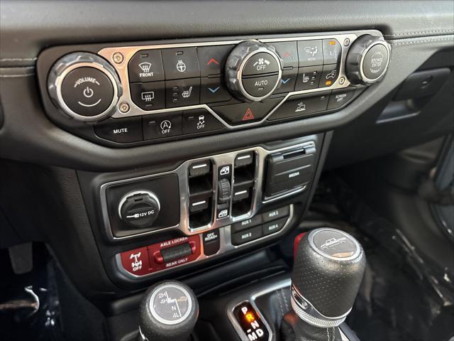 2024 Jeep Gladiator Sport