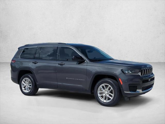 2022 Jeep Grand Cherokee L Laredo 4x2