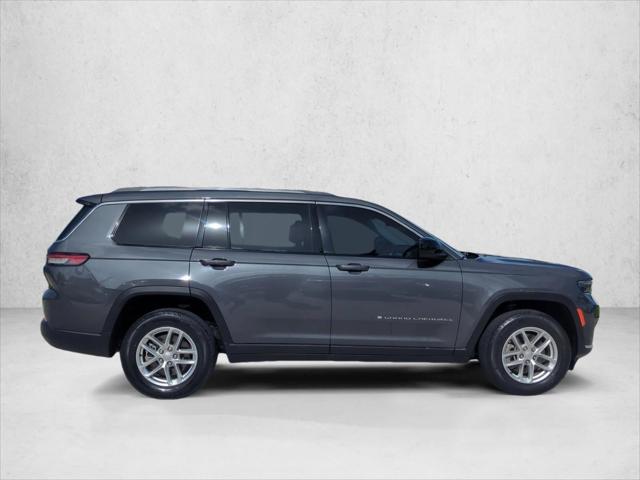2022 Jeep Grand Cherokee L Laredo 4x2