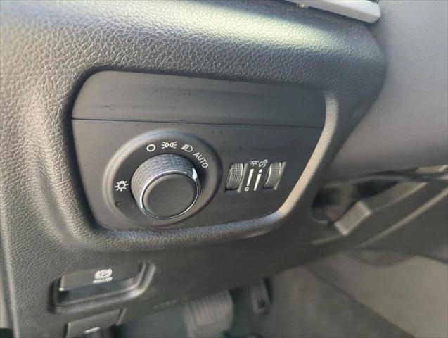 2022 Jeep Grand Cherokee L Laredo 4x2