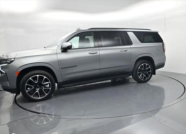 2023 Chevrolet Suburban 4WD RST