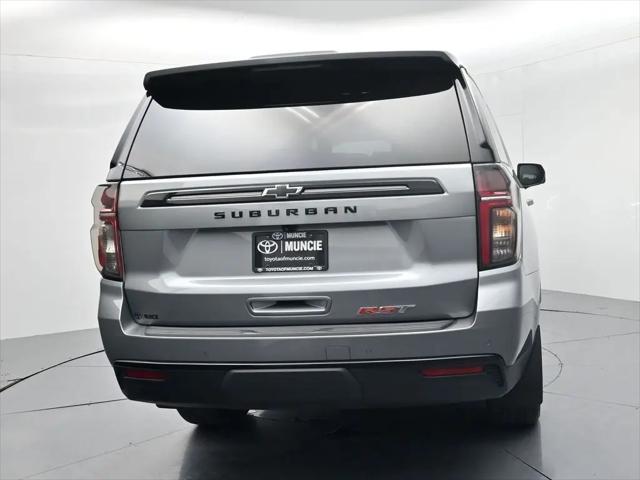 2023 Chevrolet Suburban 4WD RST