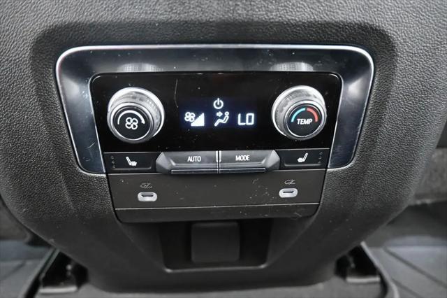 2023 Chevrolet Suburban 4WD RST
