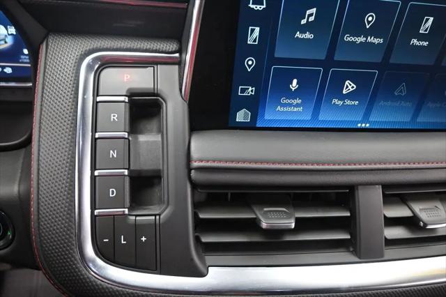2023 Chevrolet Suburban 4WD RST