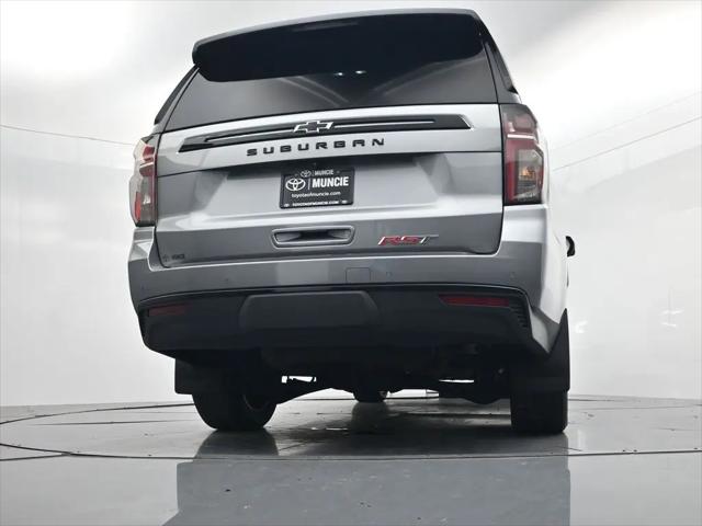 2023 Chevrolet Suburban 4WD RST