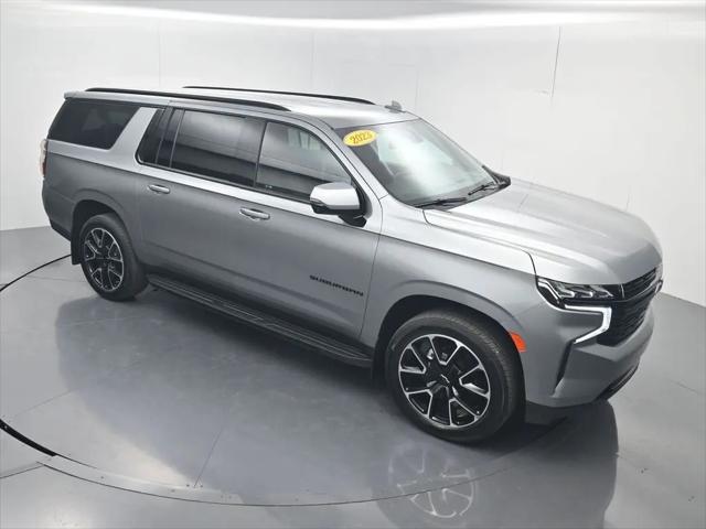 2023 Chevrolet Suburban 4WD RST