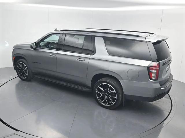 2023 Chevrolet Suburban 4WD RST