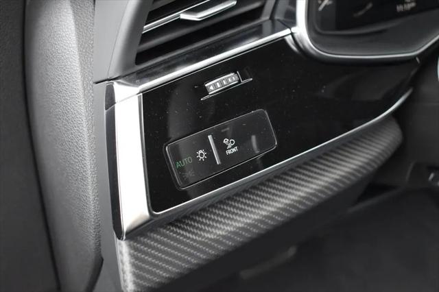 2026 Audi RS Q8 performance quattro tiptronic