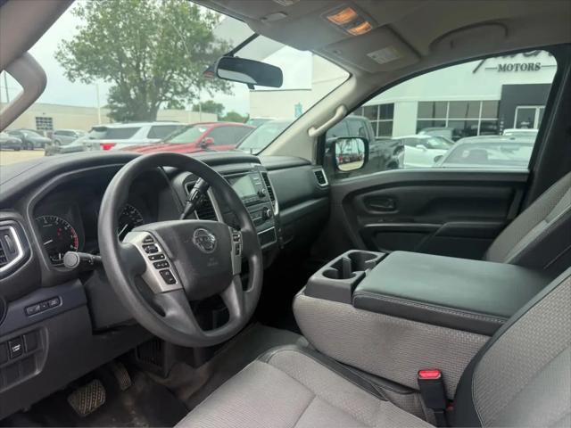 2017 Nissan Titan XD S Gas