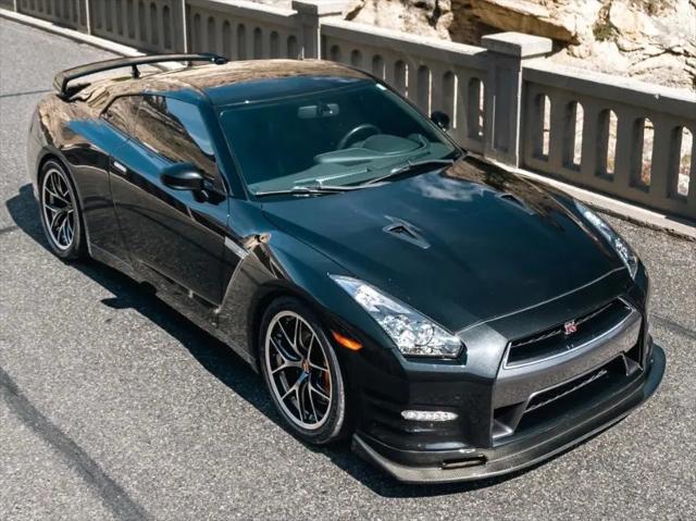 2014 Nissan GT-R Premium