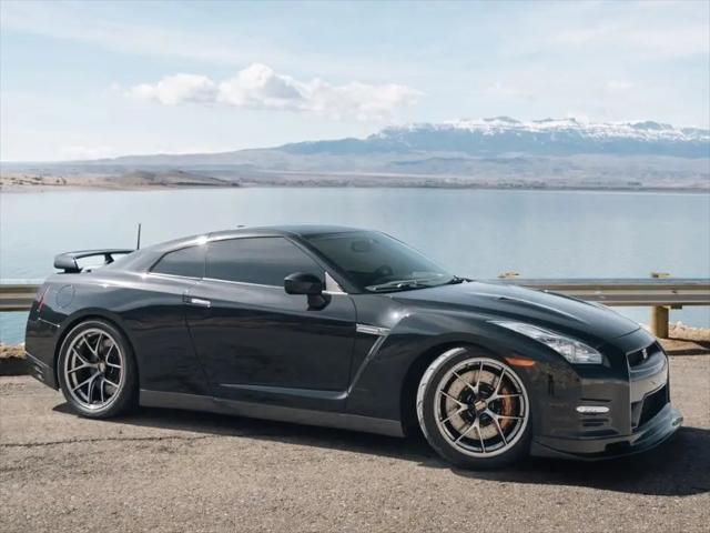 2014 Nissan GT-R Premium