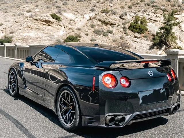 2014 Nissan GT-R Premium