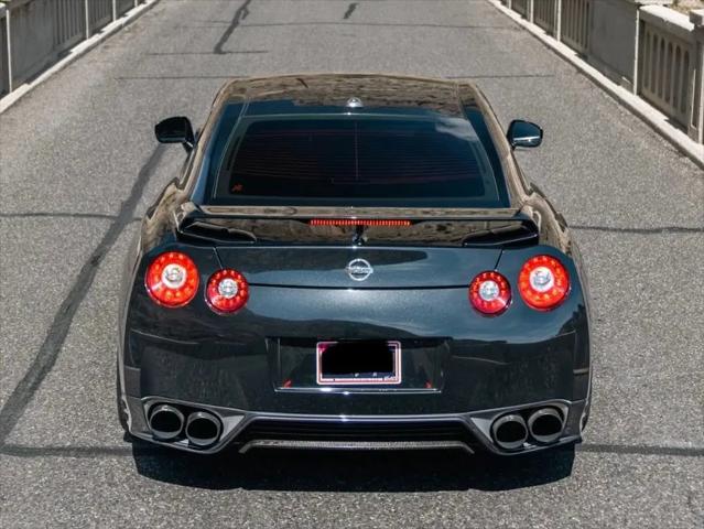 2014 Nissan GT-R Premium