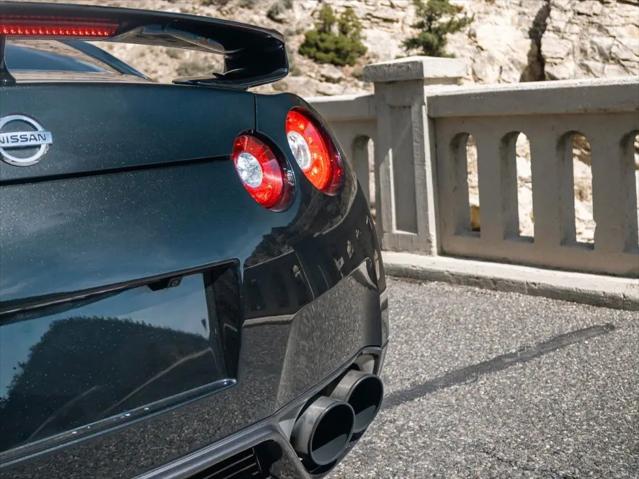 2014 Nissan GT-R Premium